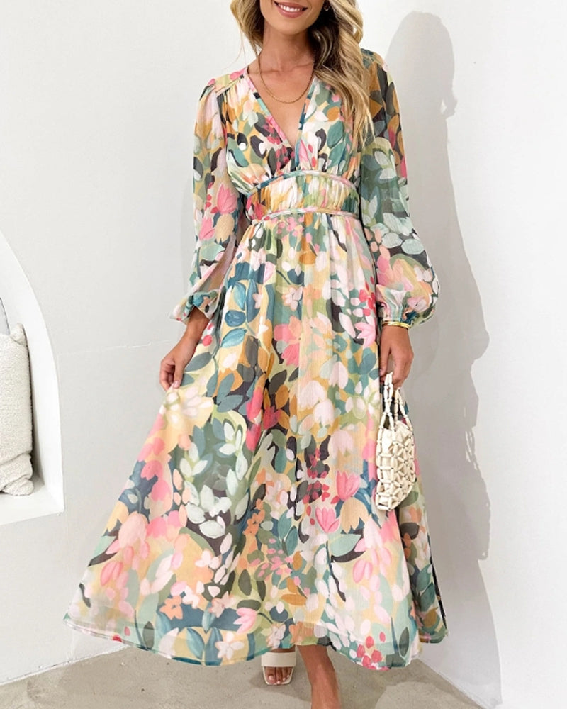 Carolin | Feminines Kleid mit Blumenmuster