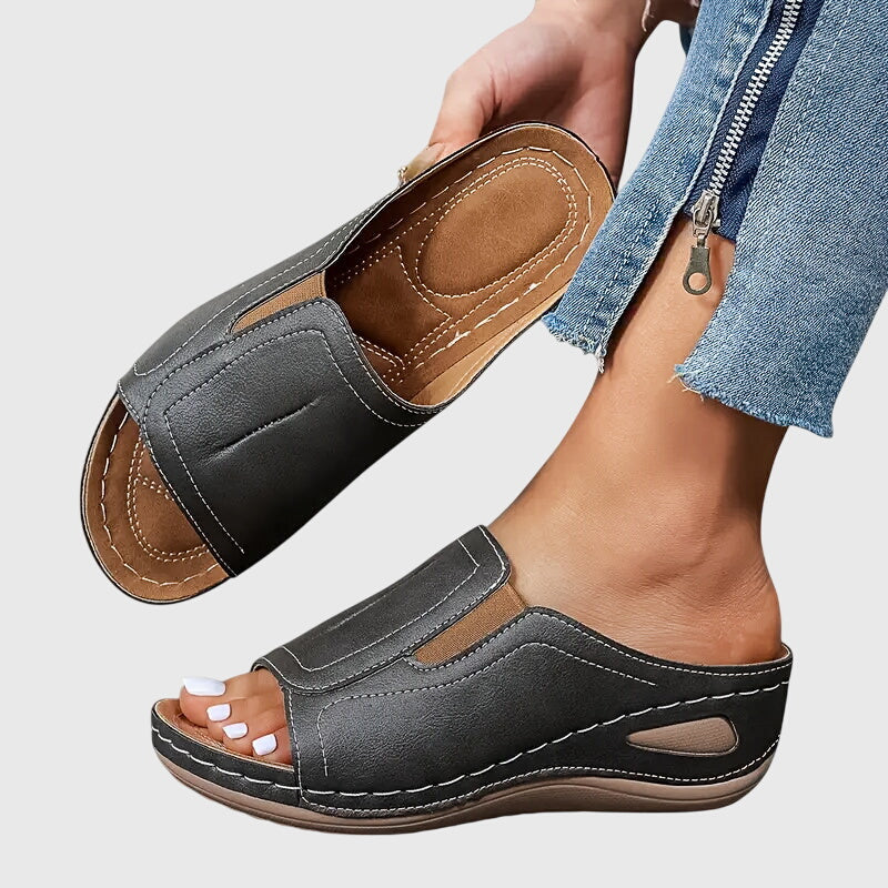 Aretha™ - Orthopädische Sandalen
